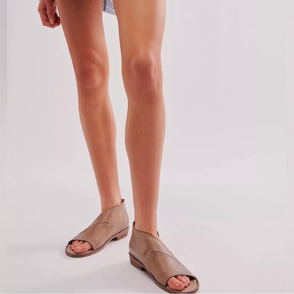 Tan Free People Mont Blanc Sandals
